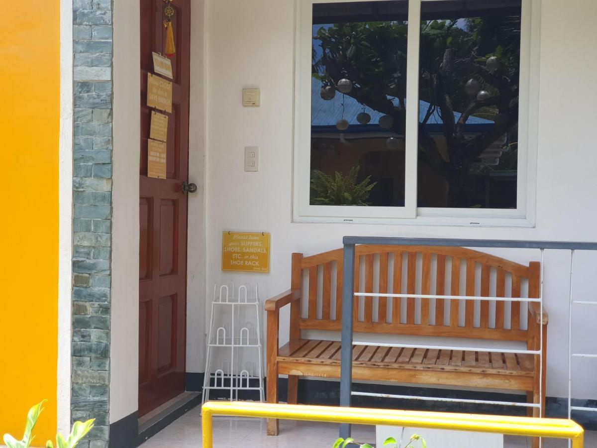L & M Hearthstones Lodge Oslob Ngoại thất bức ảnh