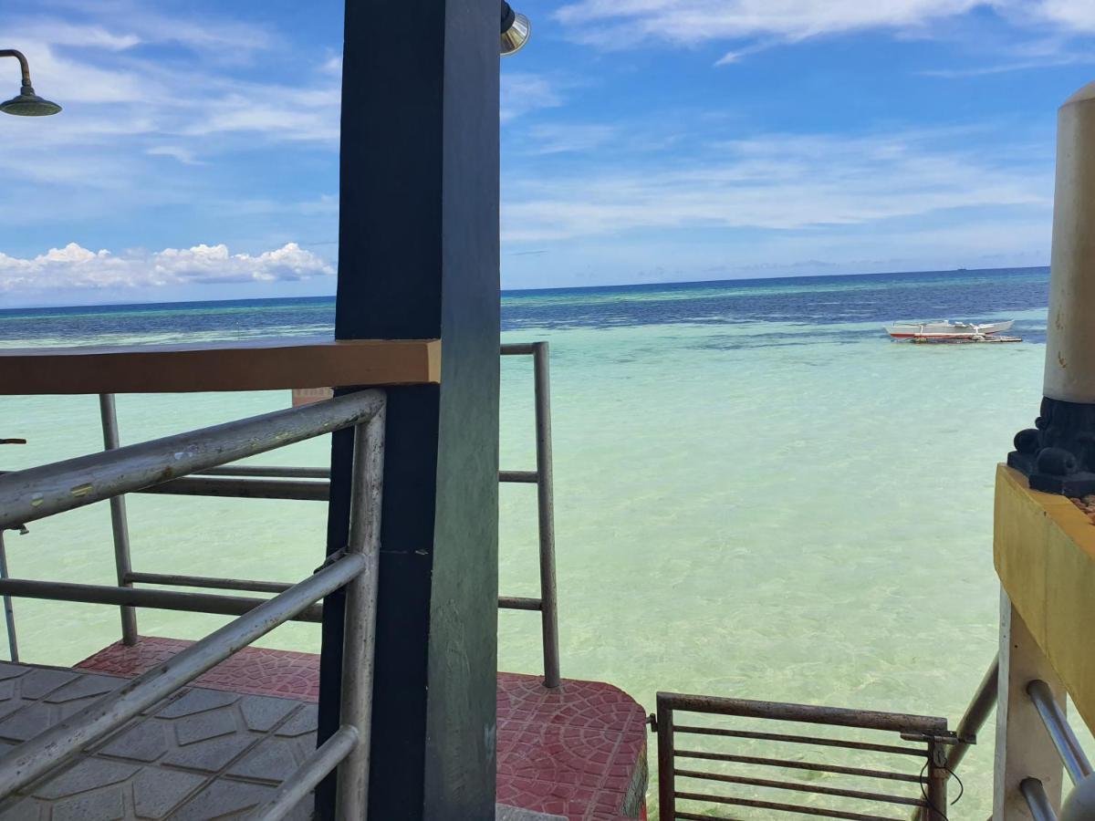 L & M Hearthstones Lodge Oslob Ngoại thất bức ảnh