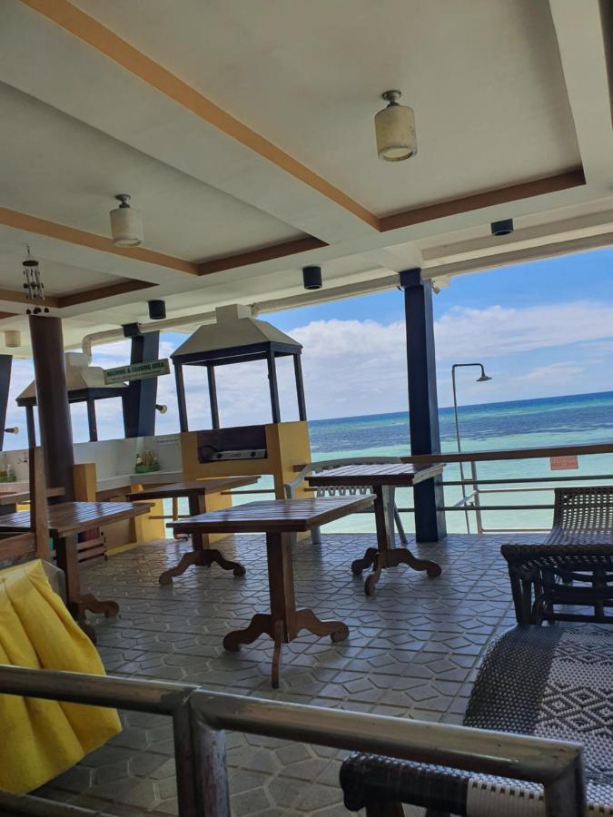 L & M Hearthstones Lodge Oslob Ngoại thất bức ảnh
