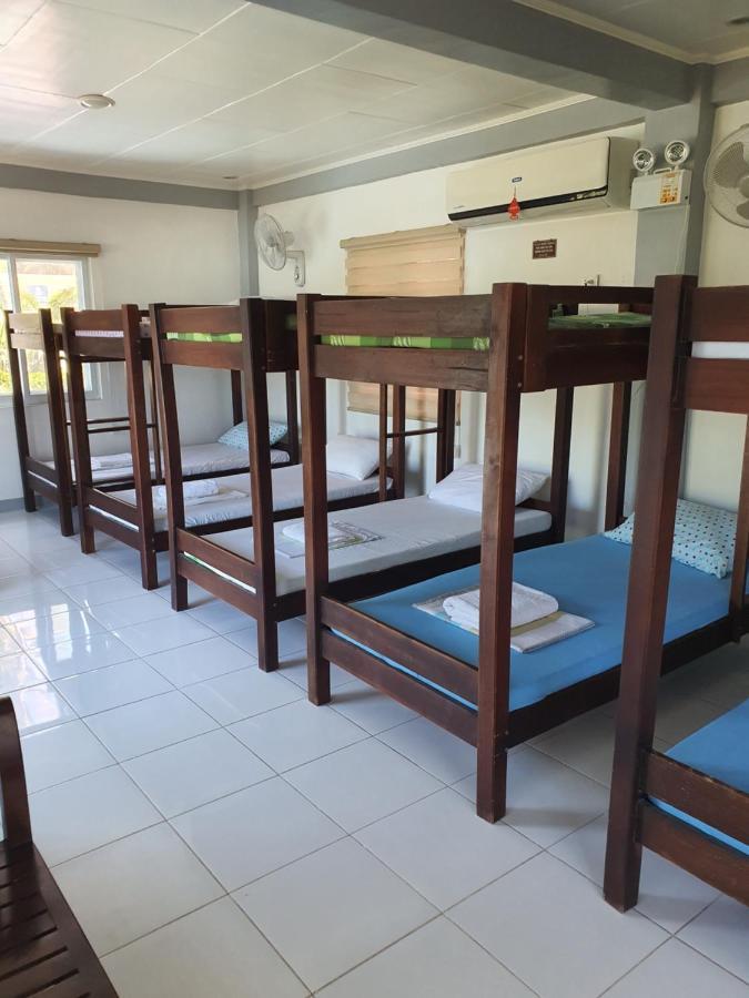 L & M Hearthstones Lodge Oslob Ngoại thất bức ảnh