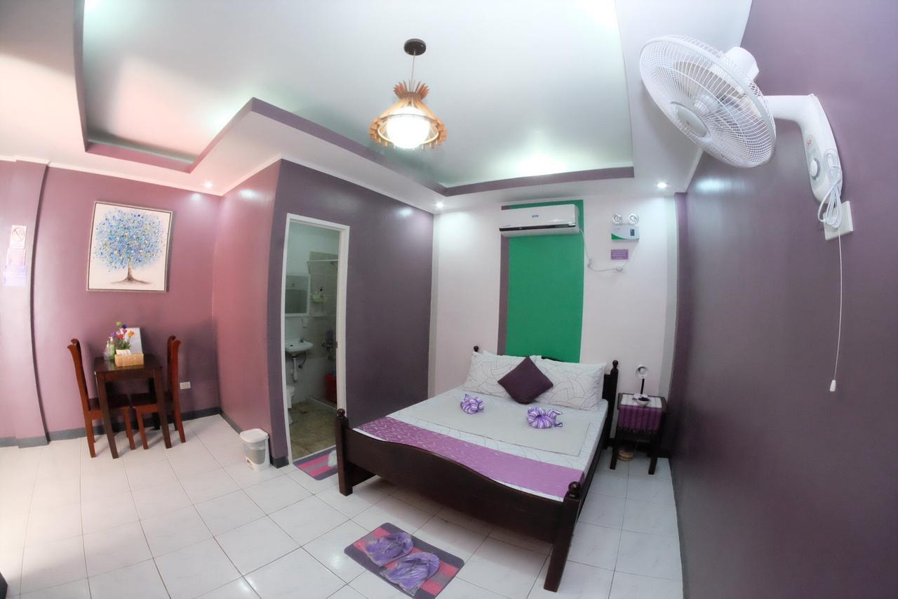 L & M Hearthstones Lodge Oslob Ngoại thất bức ảnh