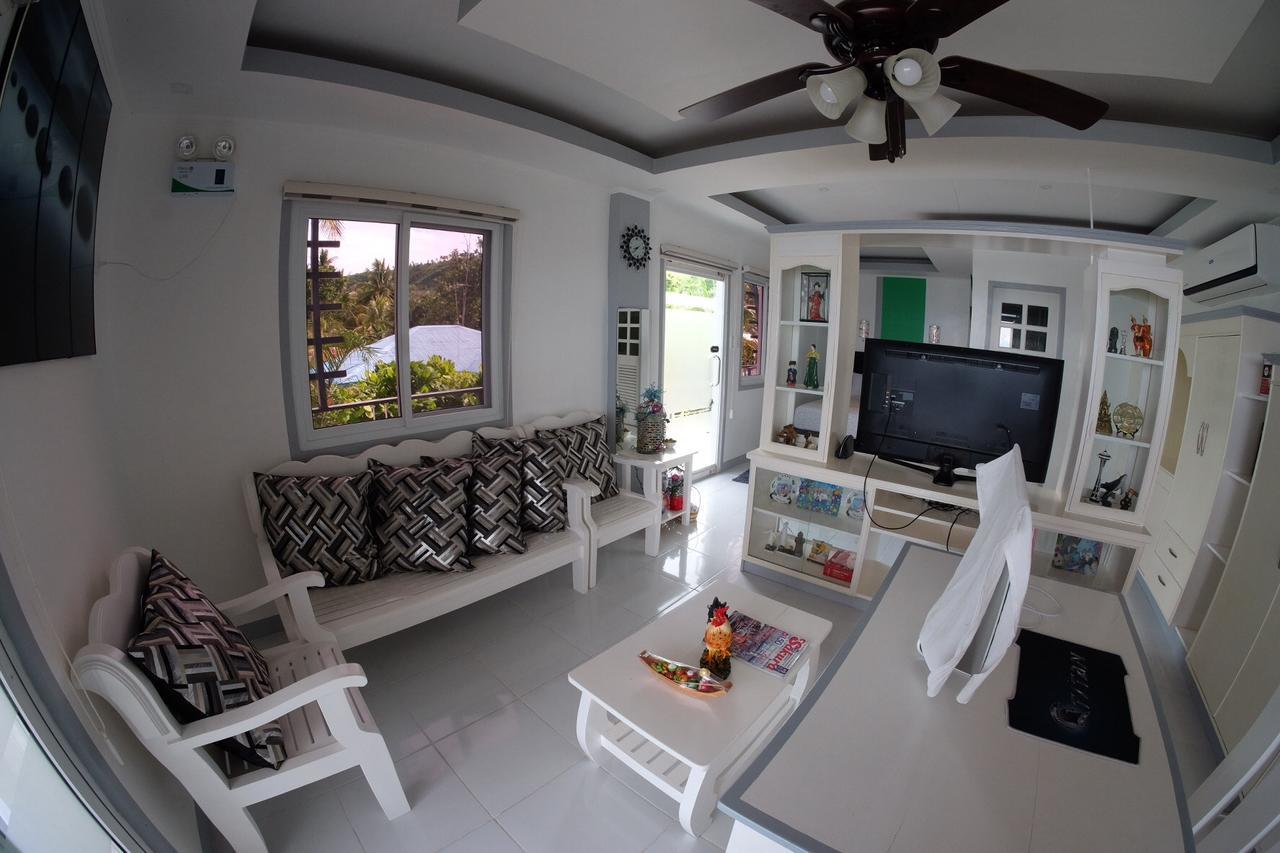 L & M Hearthstones Lodge Oslob Ngoại thất bức ảnh
