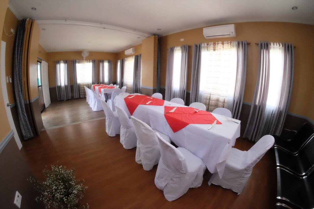 L & M Hearthstones Lodge Oslob Ngoại thất bức ảnh