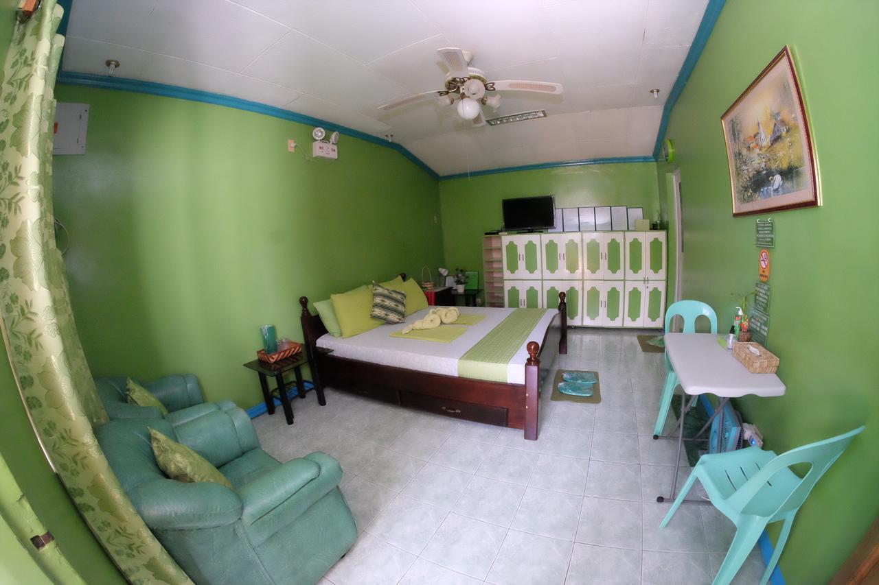 L & M Hearthstones Lodge Oslob Ngoại thất bức ảnh