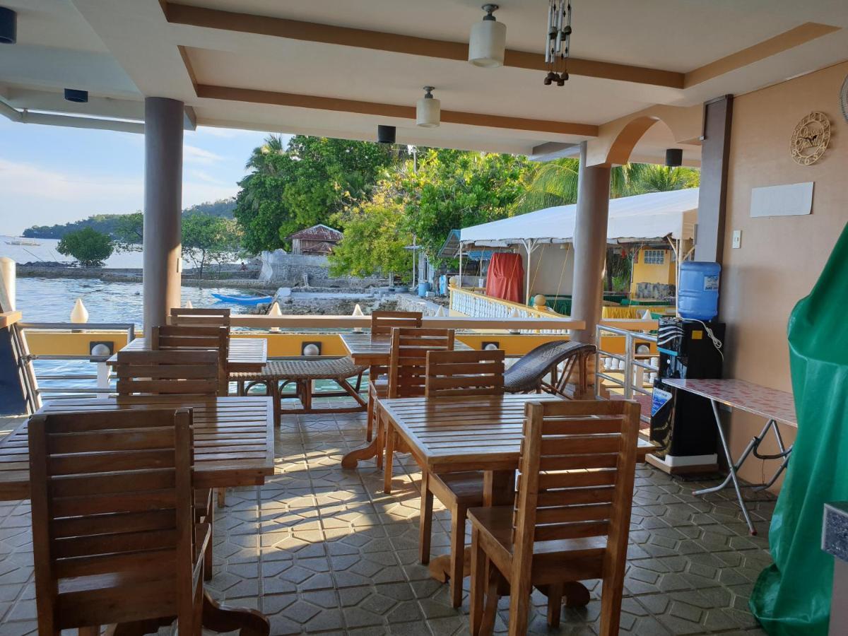 L & M Hearthstones Lodge Oslob Ngoại thất bức ảnh
